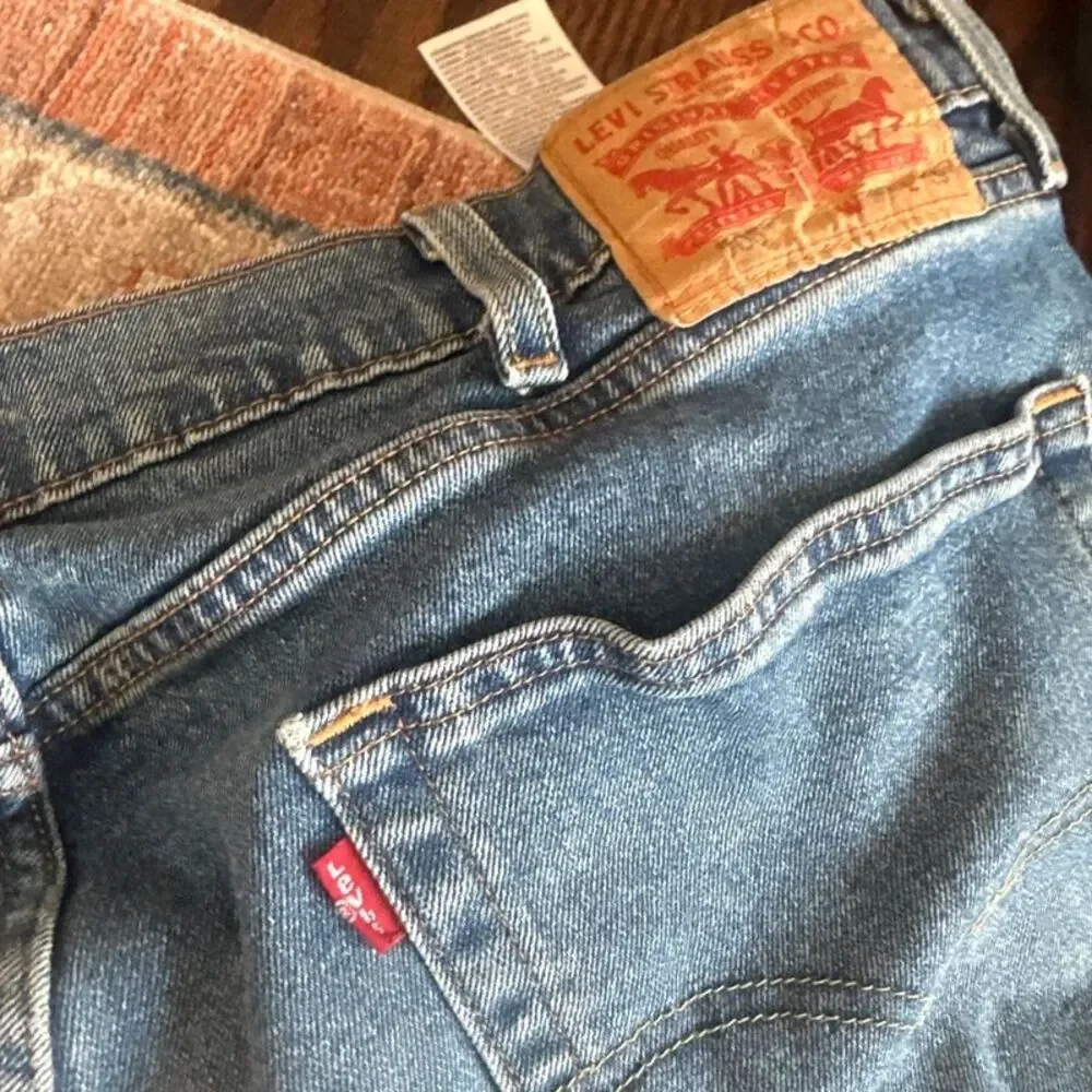 Levi's Jenns 505 size 36 / 29 Custom Paint Splatter Distressed